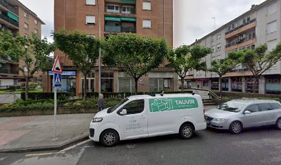 Grúas Ostendi